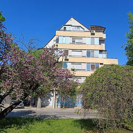Mdm Apartment City Center Felicita Deluxe Ruse Ngoại thất bức ảnh