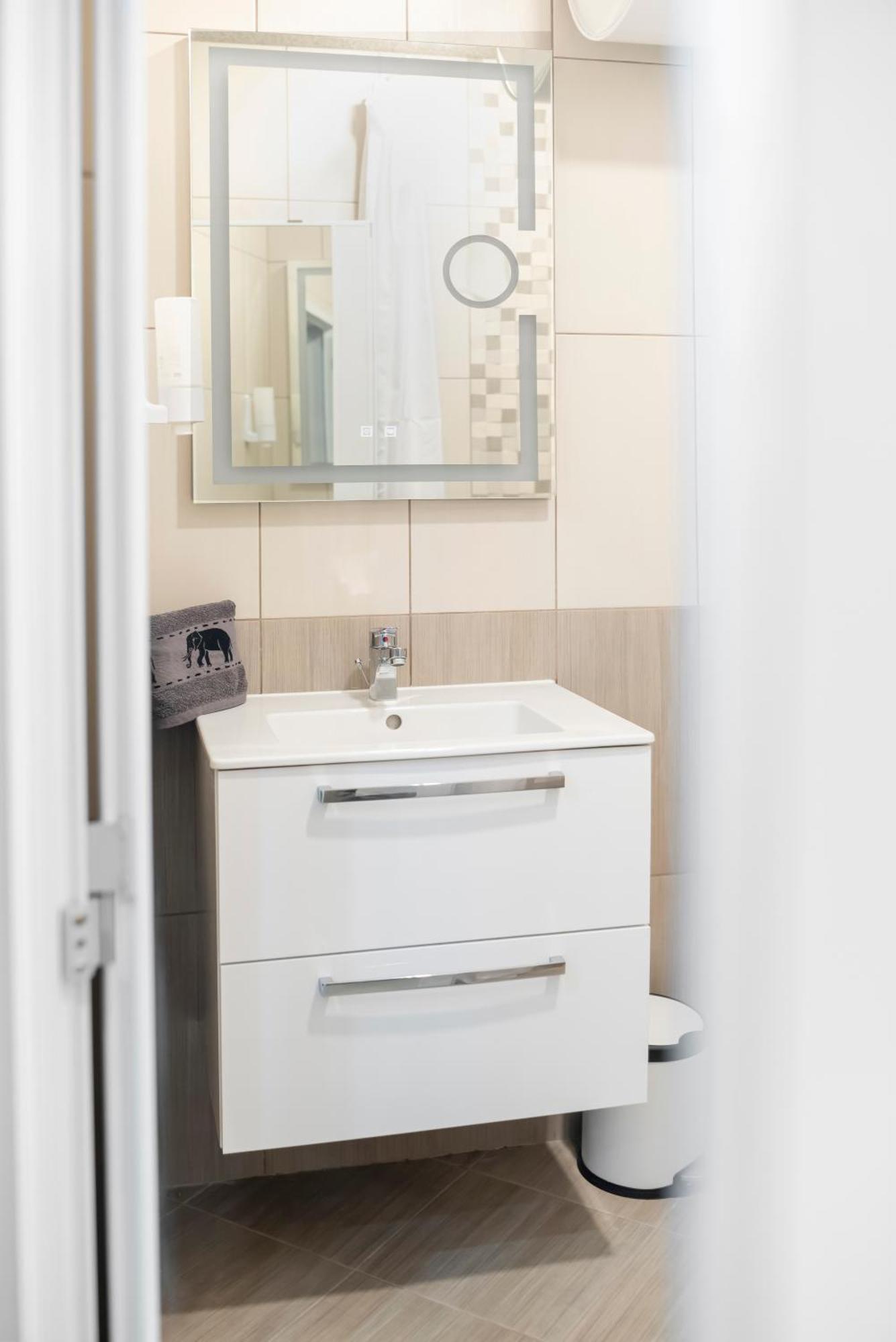 Mdm Apartment City Center Felicita Deluxe Ruse Ngoại thất bức ảnh