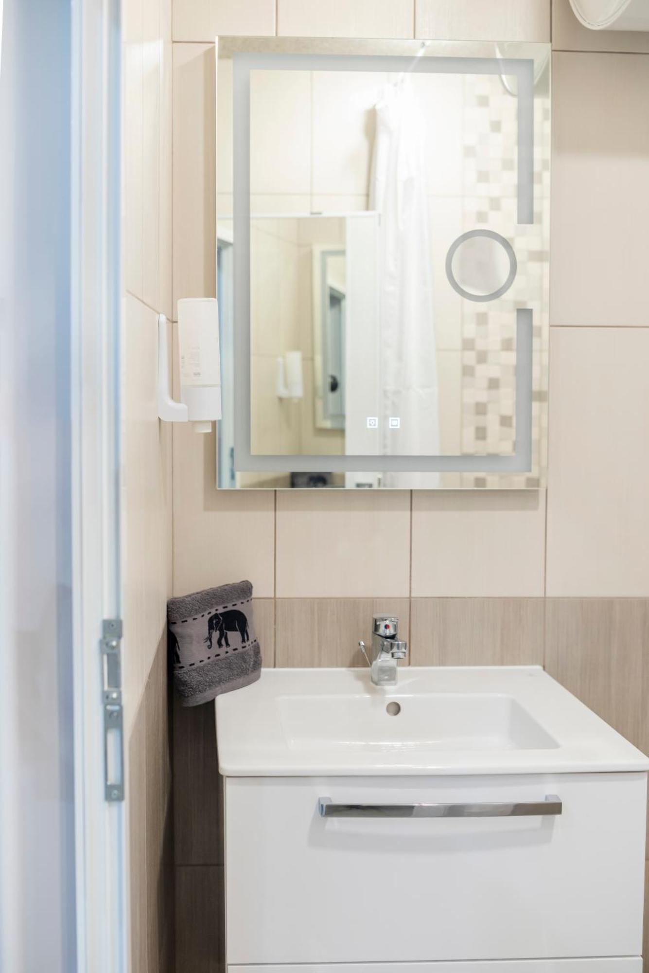 Mdm Apartment City Center Felicita Deluxe Ruse Ngoại thất bức ảnh